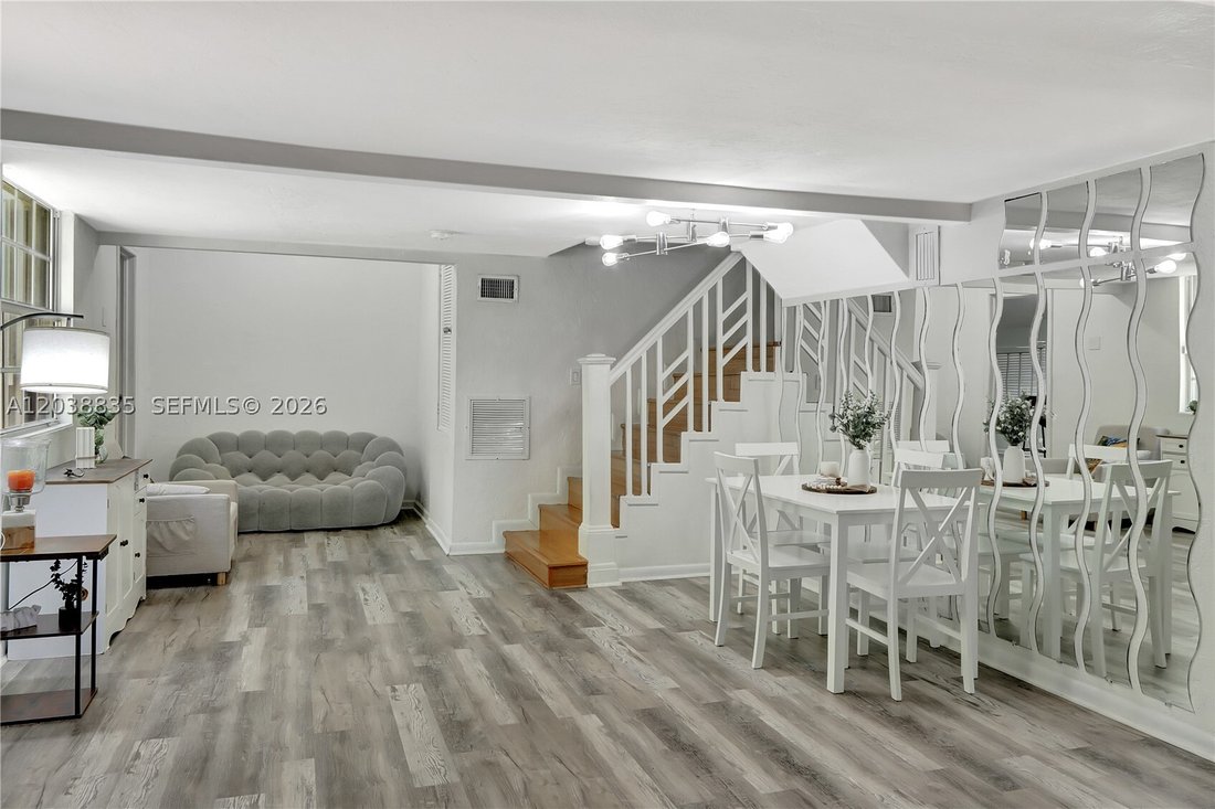 House in Miami, Florida, United States 2 - 18204206