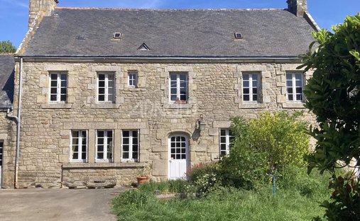 Estate in Plouhinec, Brittany, France 1