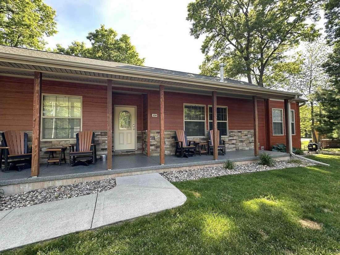 House in Wisconsin Dells, Wisconsin, United States 1 - 18203236