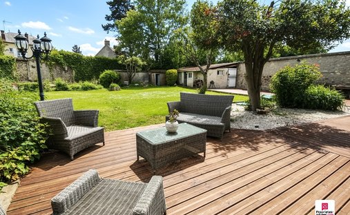 Villa in Avernes, Ile-de-France, France 1