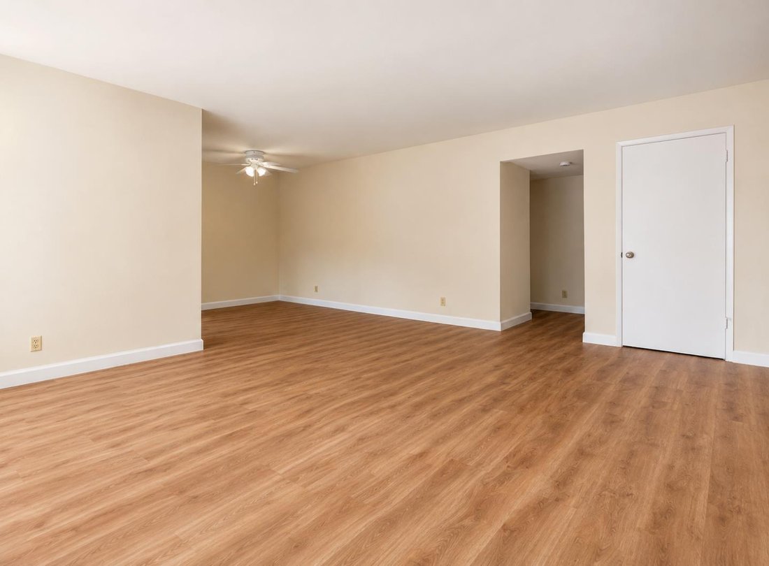 Sunnyvale, California, United States 4 - 18204576