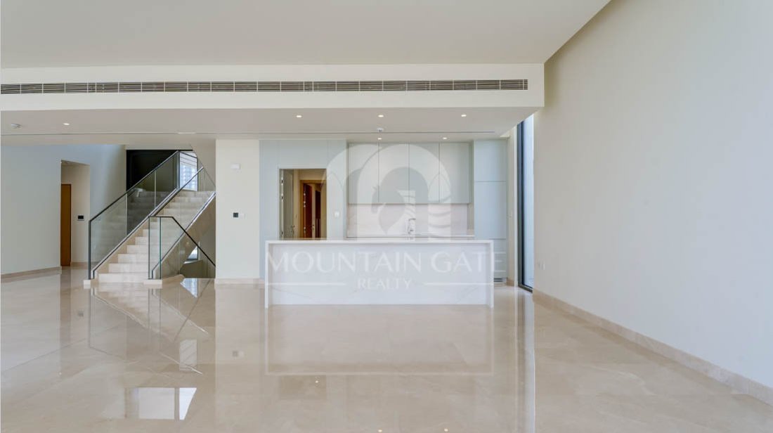 Villa in United Arab Emirates 5 - 18201398