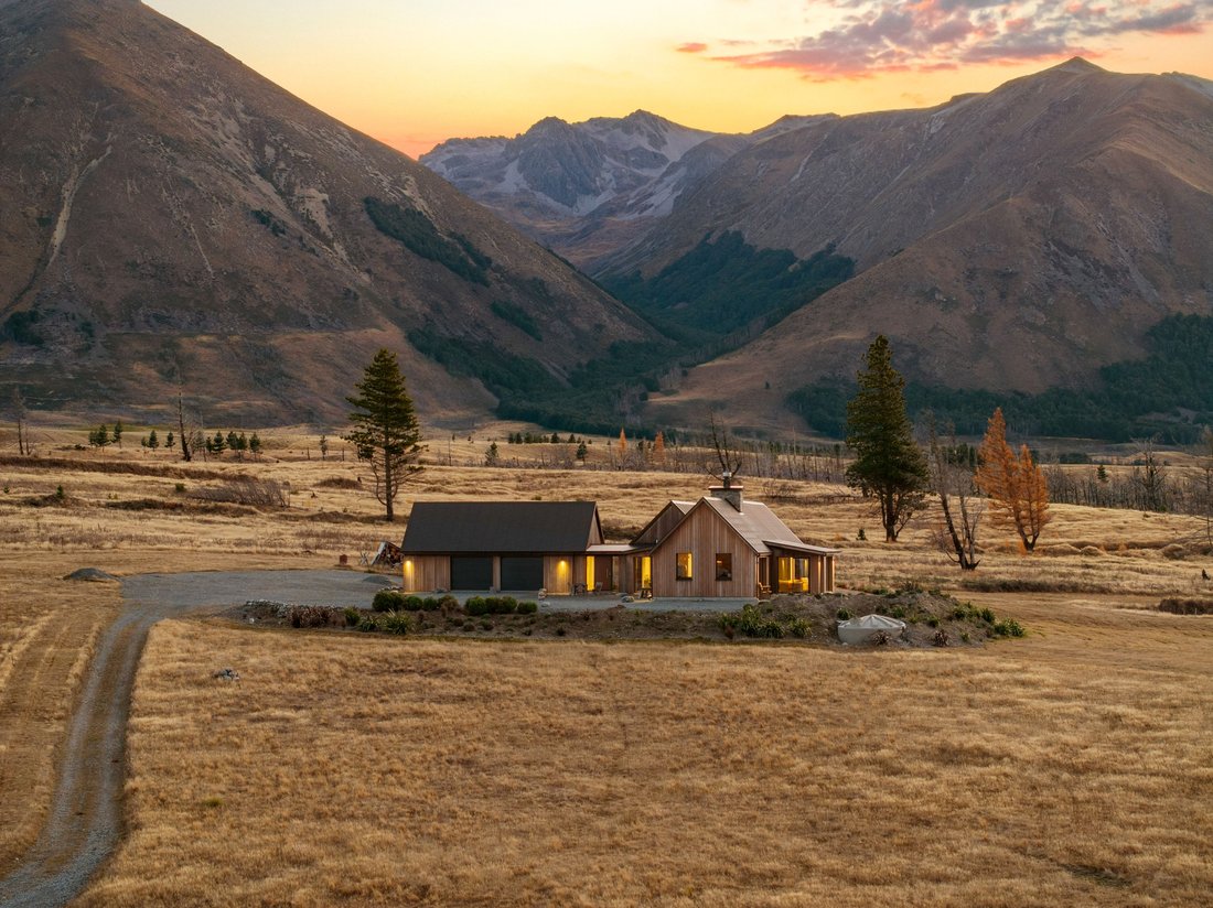 House in Lake Ōhau, Canterbury, New Zealand 1 - 18202543