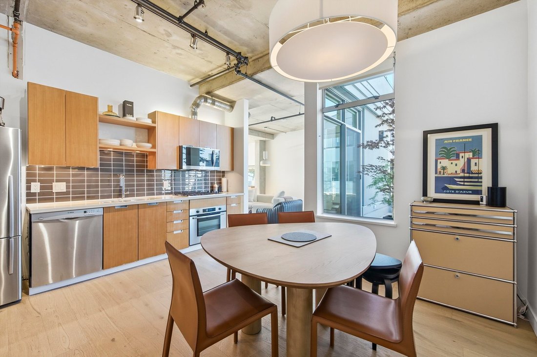 Condo in Vancouver, British Columbia, Canada 4 - 18205550