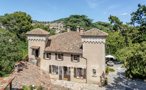 House in Manosque, Provence-Alpes-Côte d'Azur, France 1