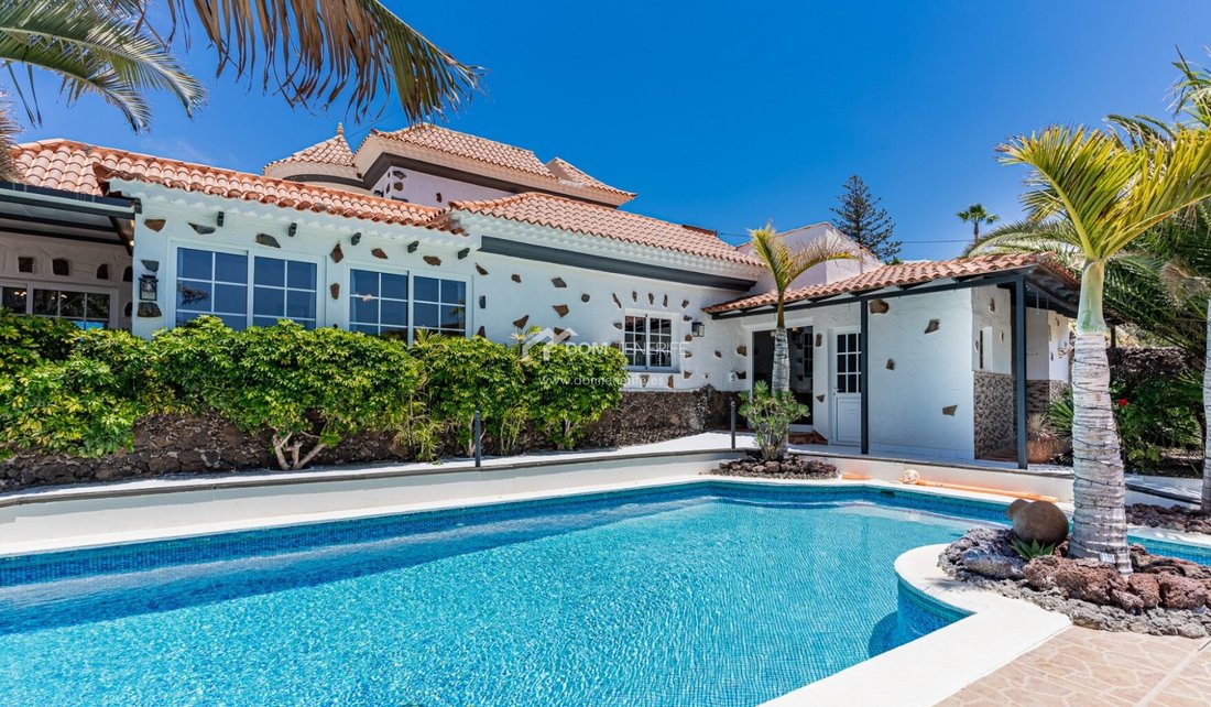 Villa in Adeje, Canary Islands, Spain 2 - 18201263