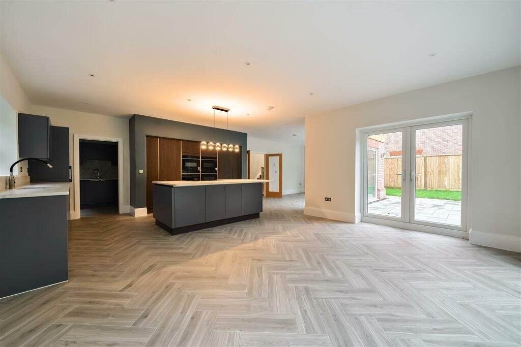 Casa in Almshouse Common, Haslemere, Inghilterra 3 - 18203307