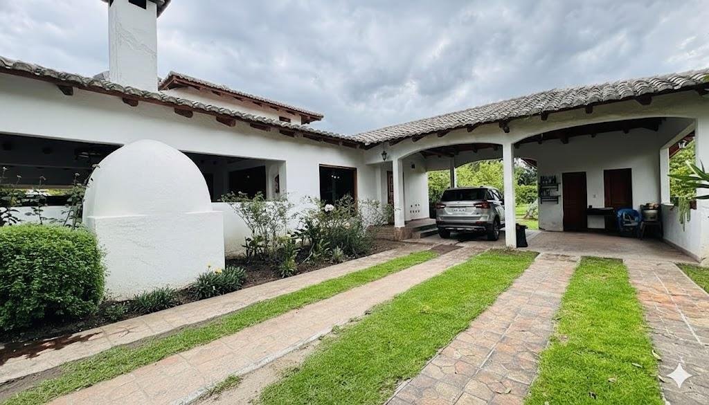 Maison à Quito, Province de Pichincha, Équateur 3 - 18201123