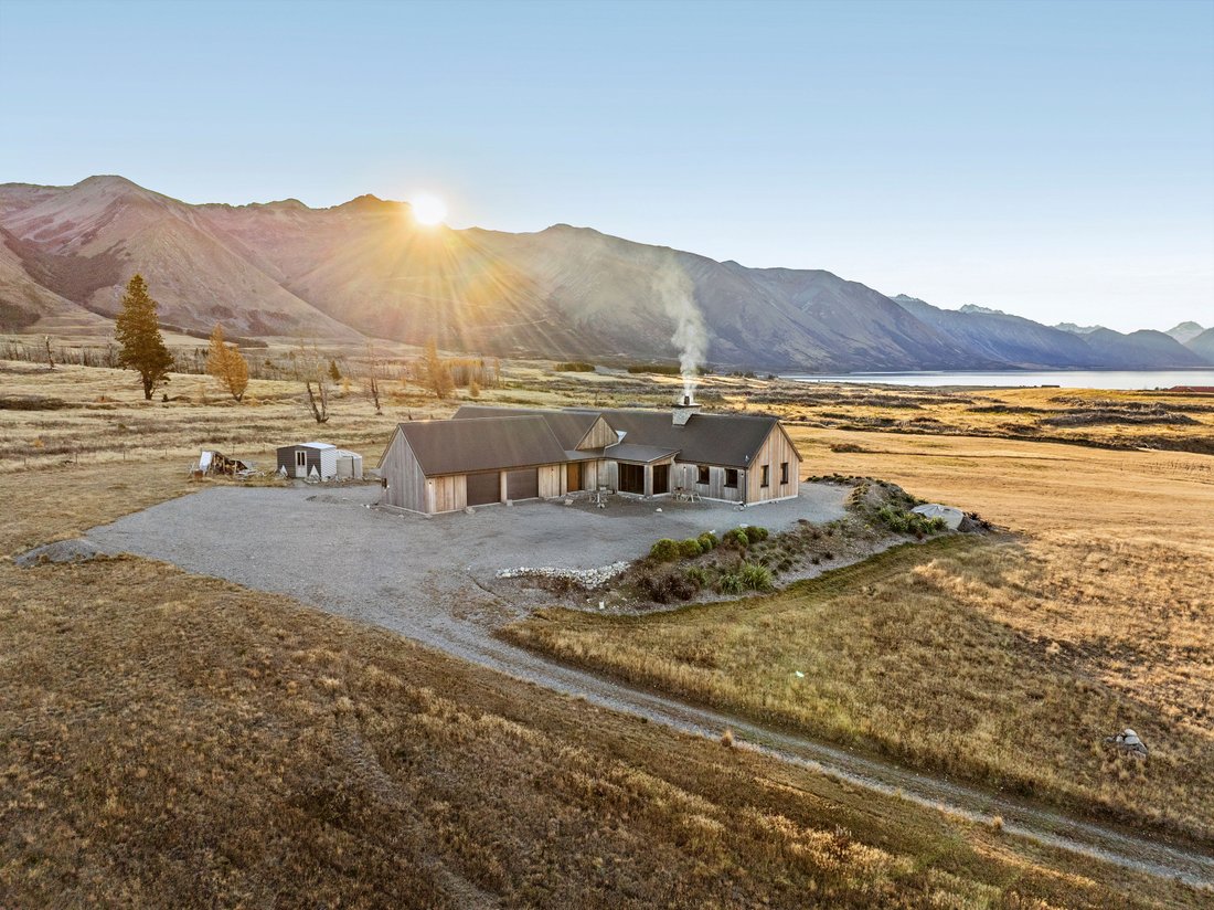 House in Lake Ōhau, Canterbury, New Zealand 5 - 18202543