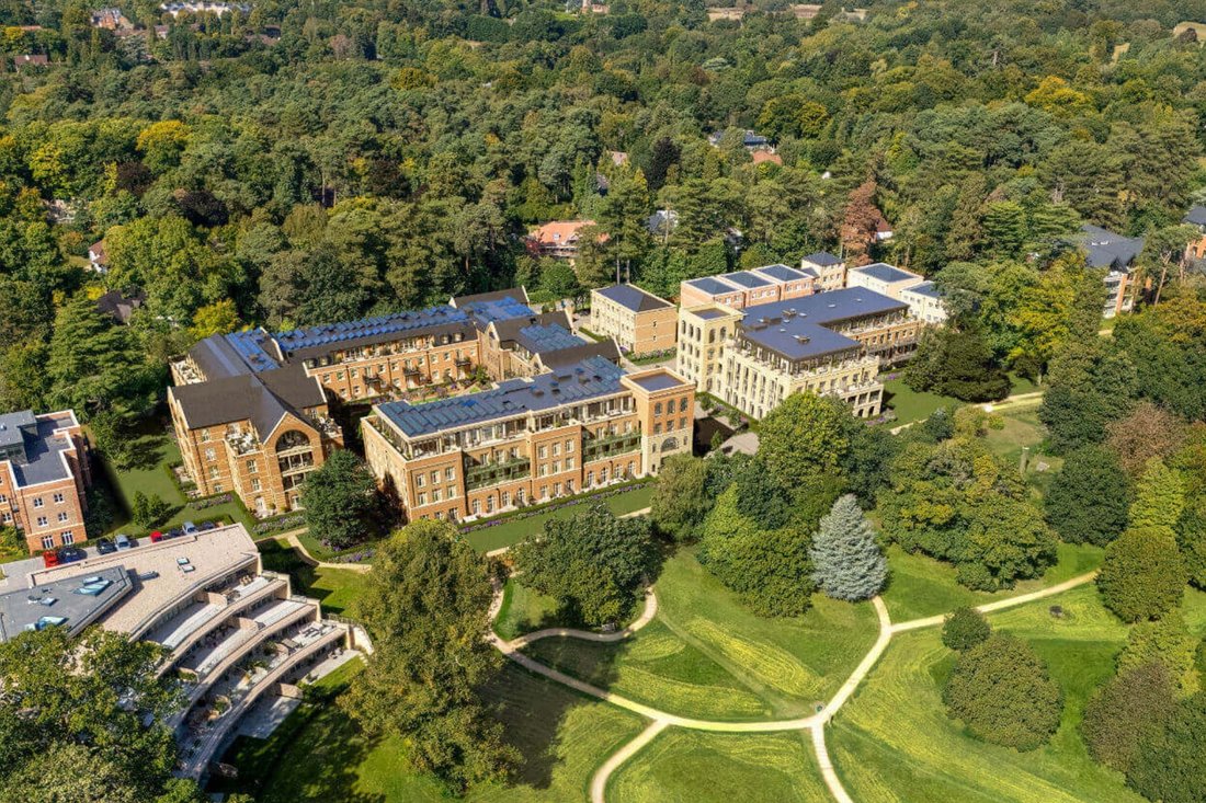 Condo in Sunninghill, England 2 - 18201441