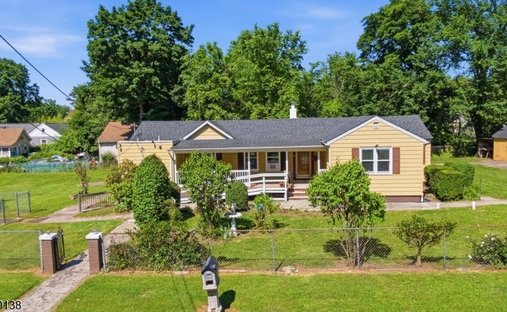 House in Bridgewater Township, New Jersey, United States 1