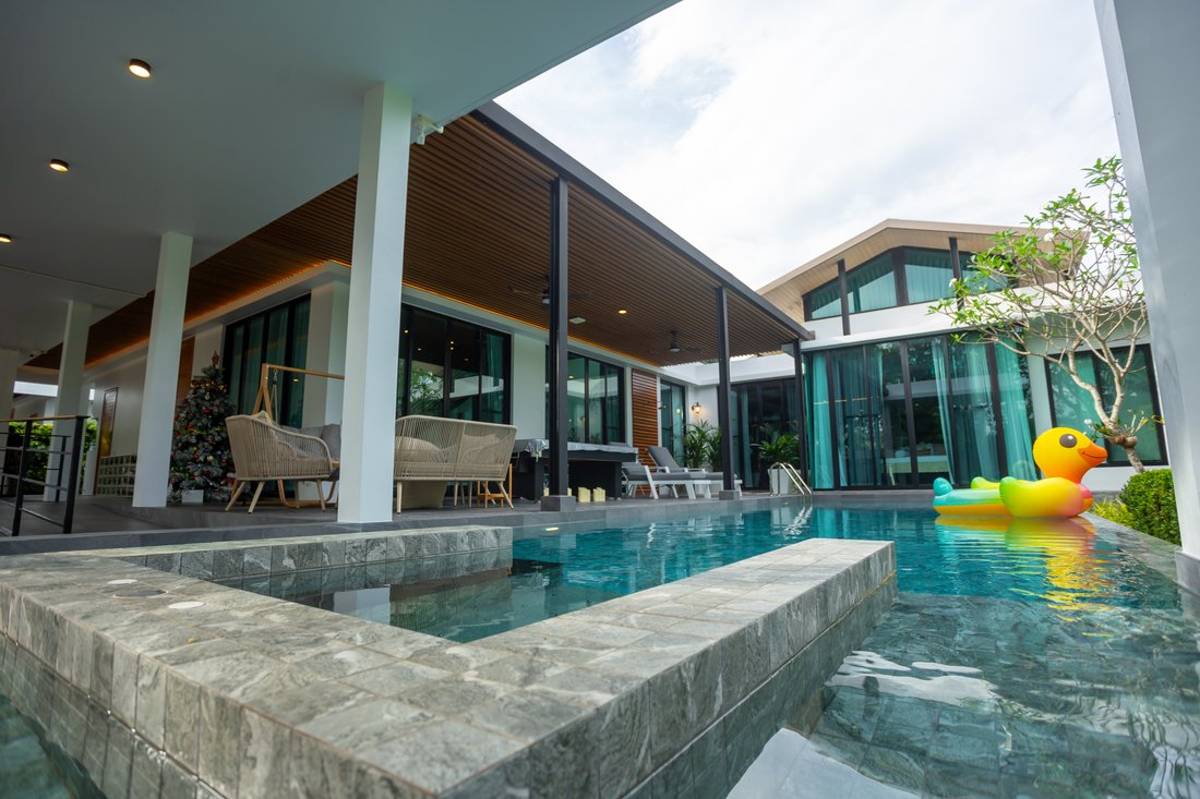 Villa in Rawai, Phuket, Thailand 3 - 18207080