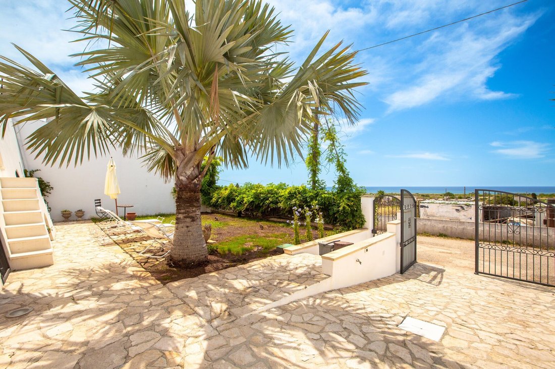 Villa in Salve, Apulia, Italy 2 - 18209371