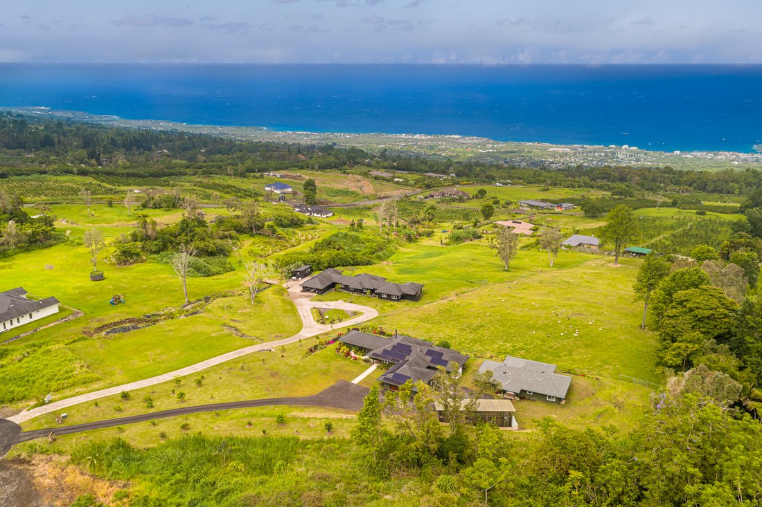 Kailua-Kona, Hawaii, United States 3 - 18207959