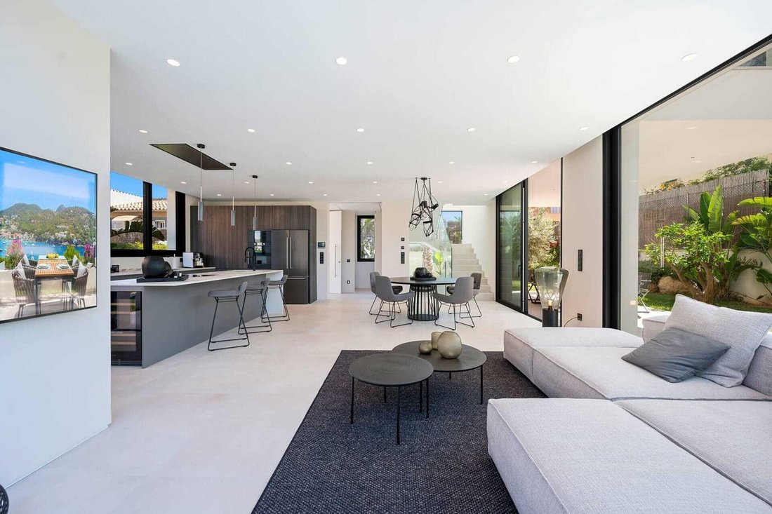 Villa in Calvia, Balearic Islands, Spain 5 - 18207680