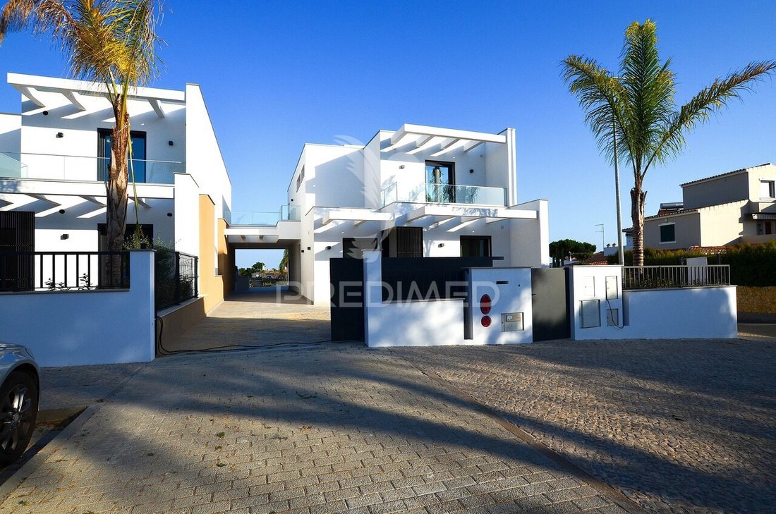 House in Quarteira, Algarve, Portugal 1 - 18208842