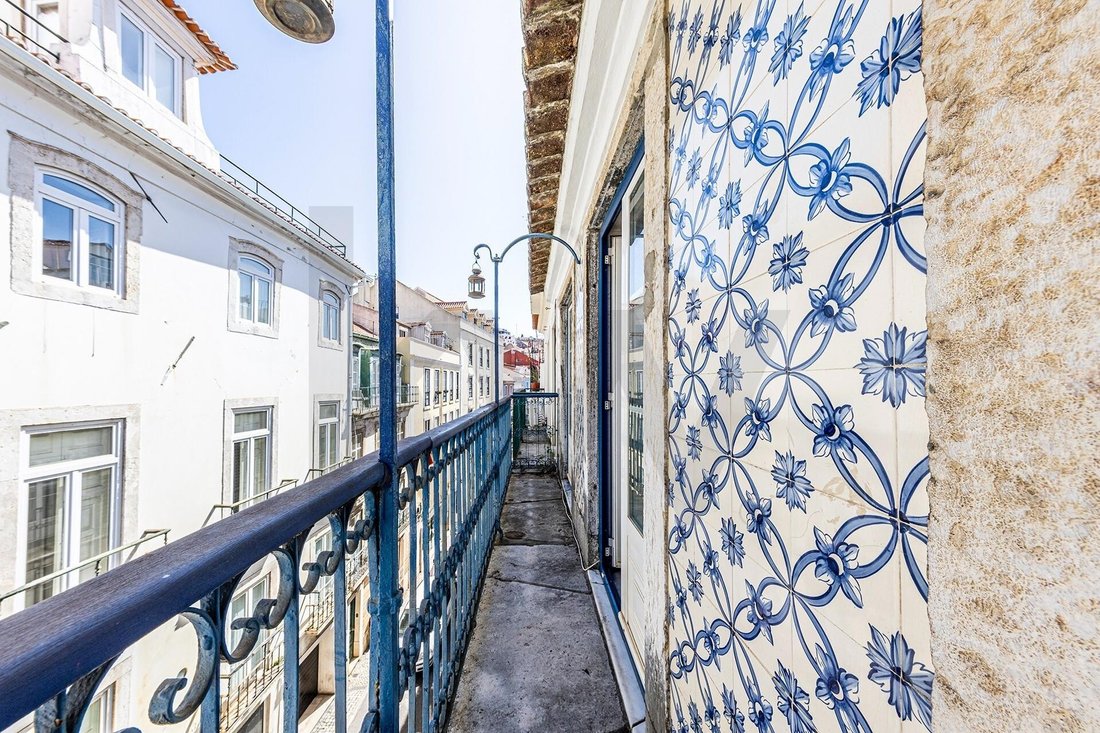 Apartment in Misericordia, Lisbon, Portugal 2 - 18163301