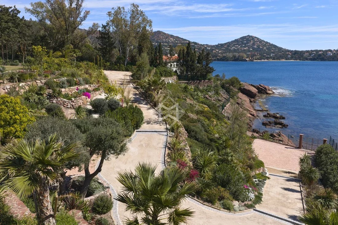 Villa in French Riviera, Provence-Alpes-Côte d'Azur, France 2 - 18208679