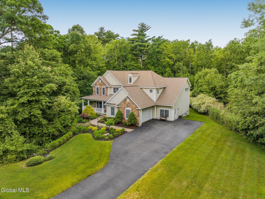 House in Crescent, New York, United States 1 - 18207178