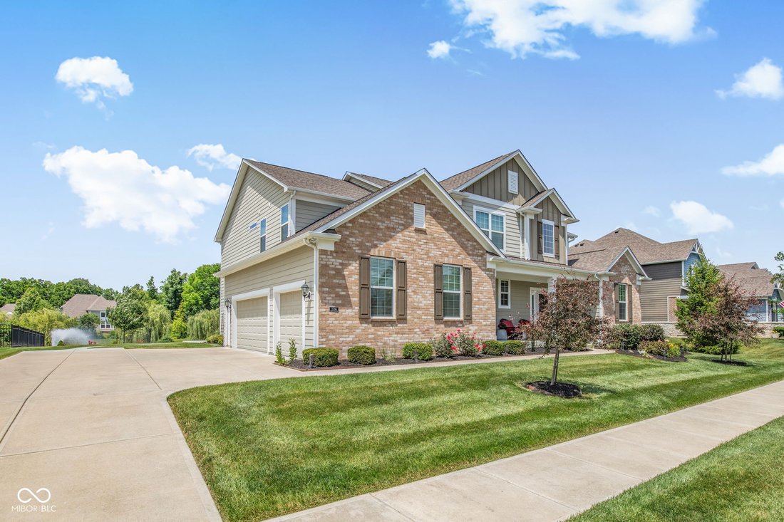 House in Zionsville, Indiana, United States 2 - 18207308