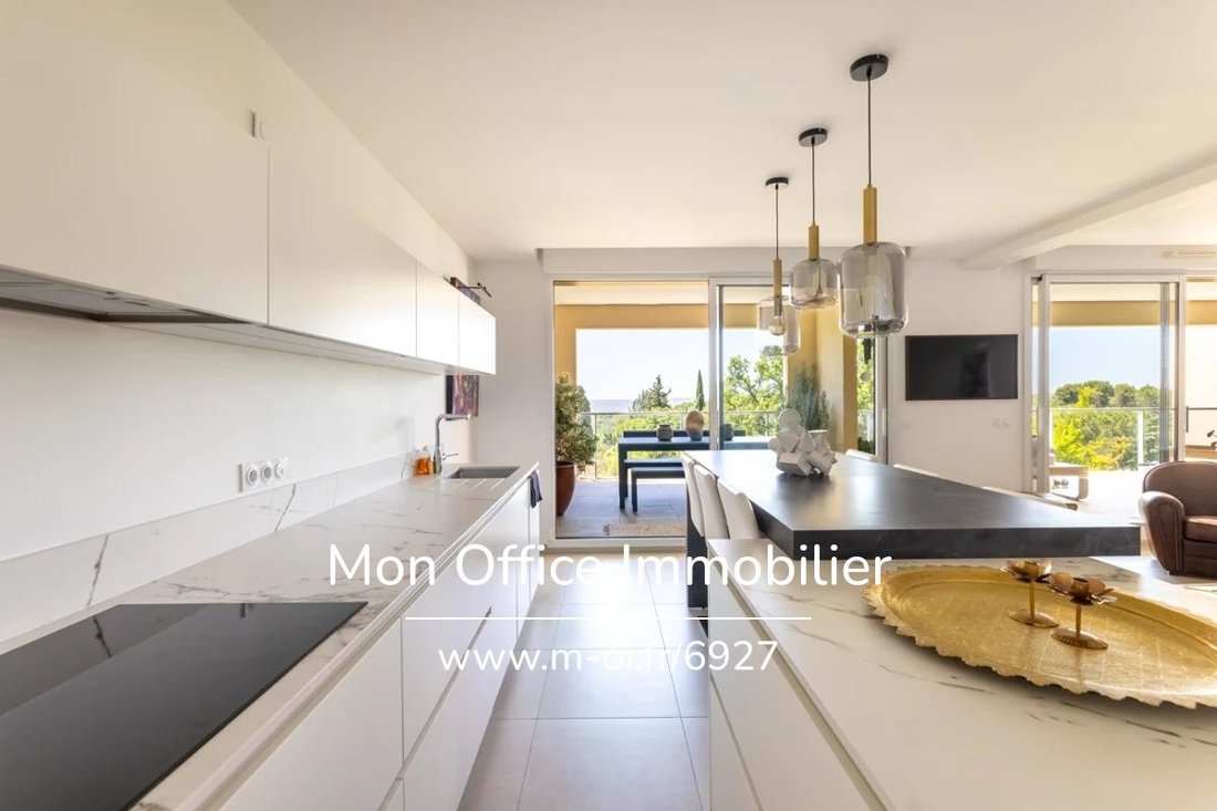 Apartment in Granettes-Jauberte-Sainte Anne, Aix-en-Provence, France 3 - 18203265