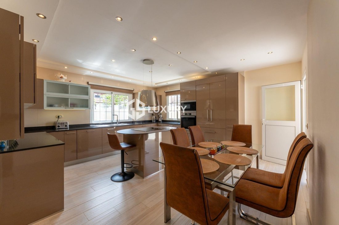 House in Costa Adeje, Adeje, Canary Islands 4 - 18207850