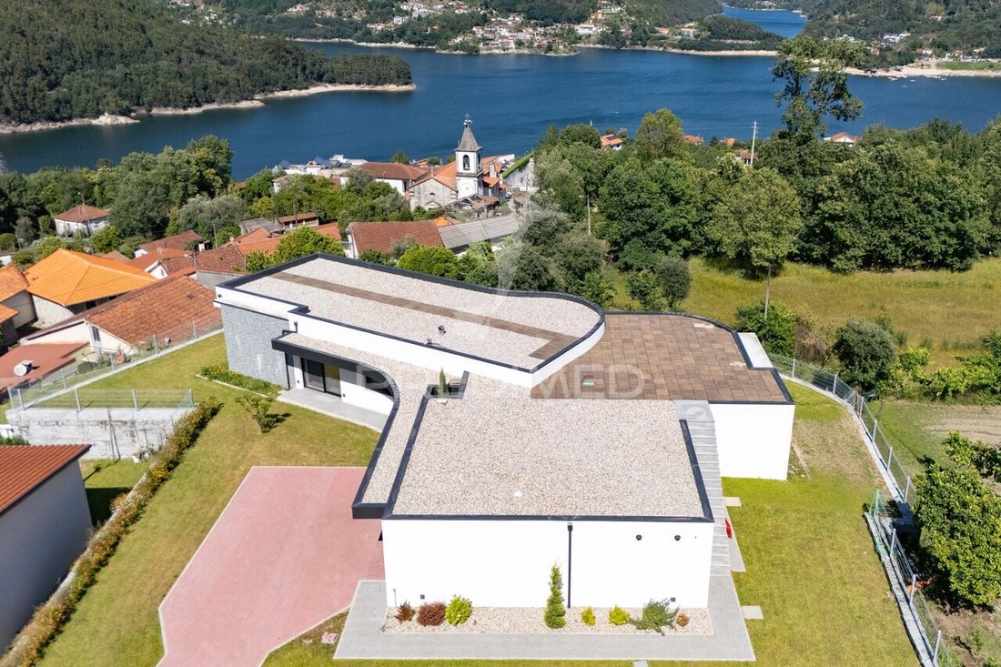 House in Rio Caldo, Braga, Portugal 2 - 16193601