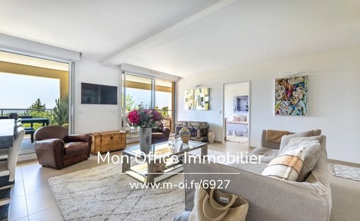 Apartment in Granettes-Jauberte-Sainte Anne, Aix-en-Provence, France 1
