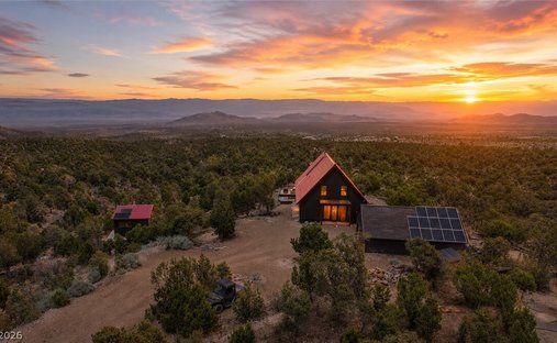 House in Mount Charleston, Nevada, United States 1