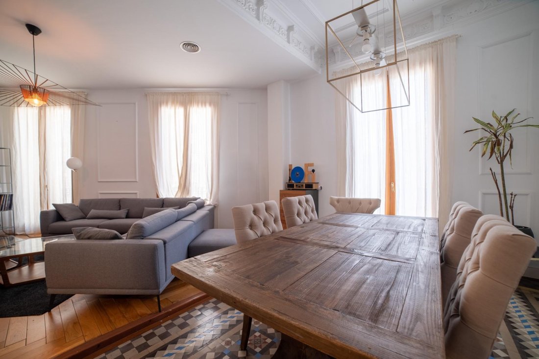 Appartamento a Eixample, Barcellona, Spagna 5 - 18208341