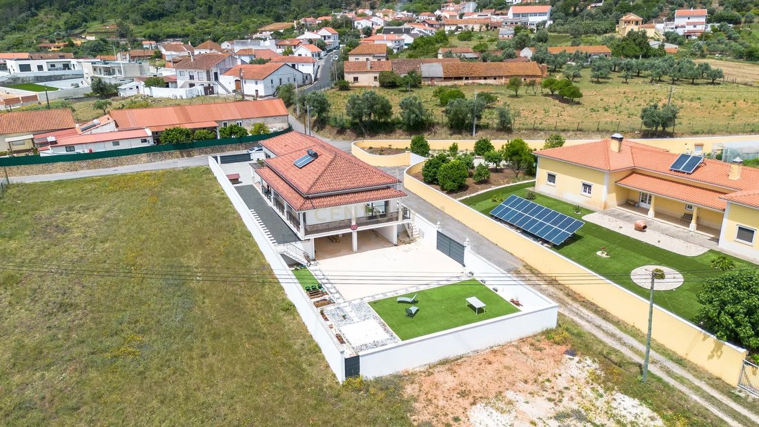 Villa in Rio Maior, Santarem District, Portugal 2 - 18208786