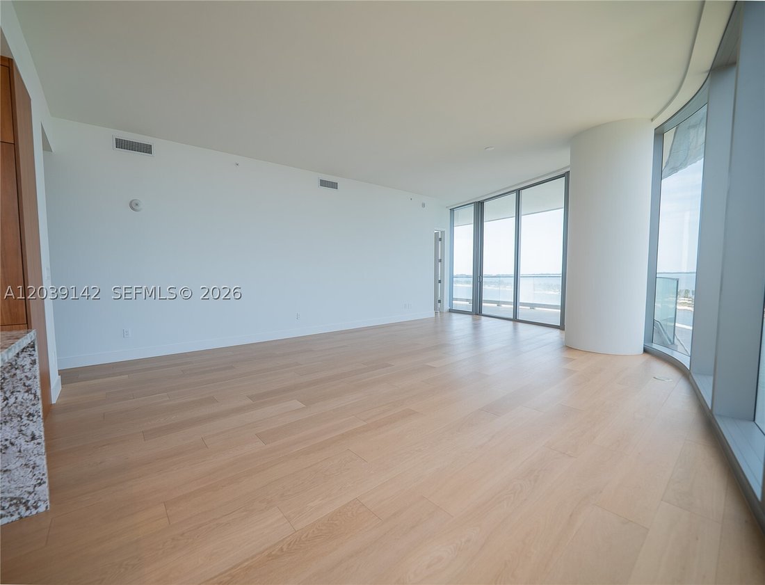 Condo in Miami, Florida, United States 1 - 18207307