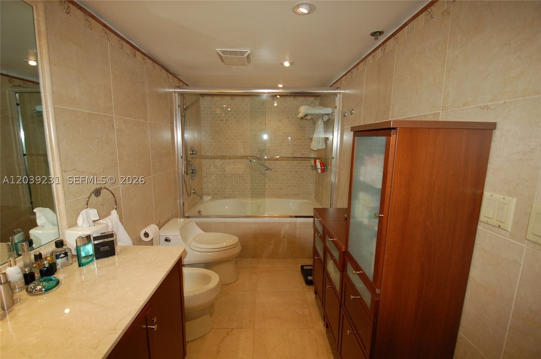 Condo in Bal Harbour, Florida, United States 2 - 18207306