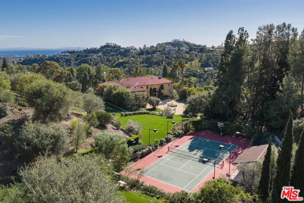 House in Los Angeles, California, United States 1 - 18207260