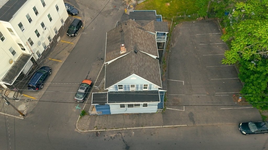 House in Lawrence, Massachusetts, United States 4 - 18208598