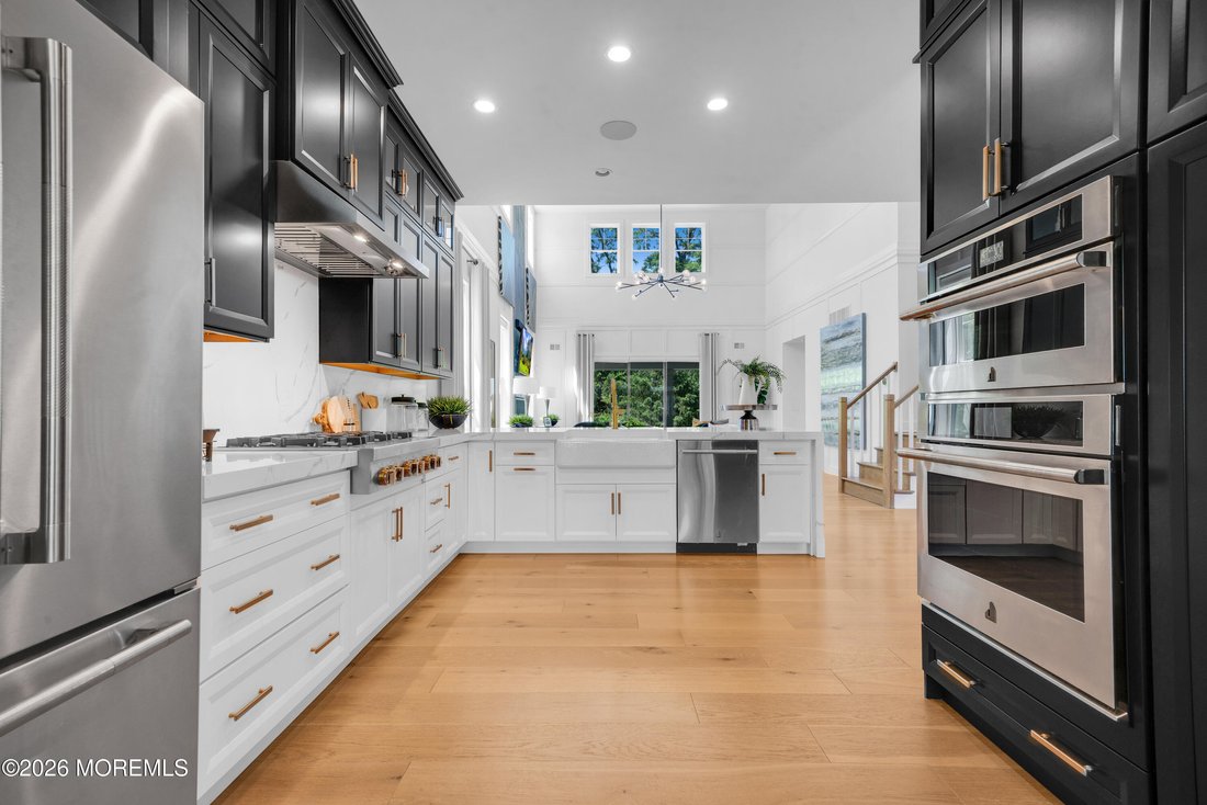 House in Manalapan Township, New Jersey, United States 5 - 18208222
