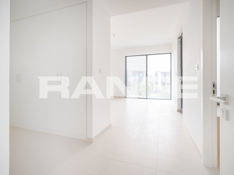 Villa in Al Yalayis 1, Al Yalayis, Dubai 4 - 18209132