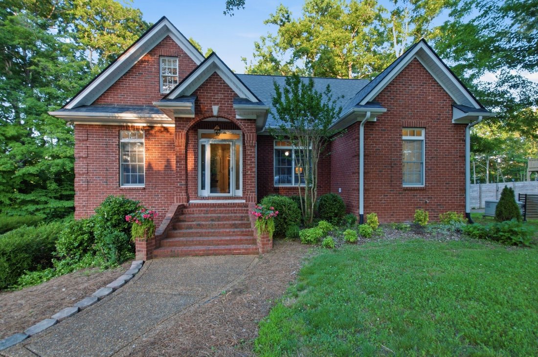 House in Bon Aqua, Tennessee, United States 3 - 18208437