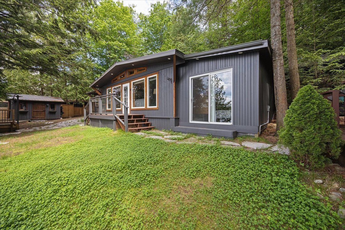 Minden, Ontario, Canada 3 - 17493948