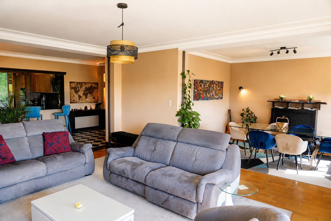 Apartment in Tête d'Or-Foch-Vitton, Lyon 6e Arrondissement, Lyon 4 - 18208585
