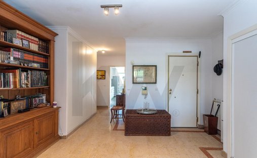 Apartment in Alges, Linda-a-Velha e Cruz Quebrada-Dafundo, Lisbon, Portugal 1