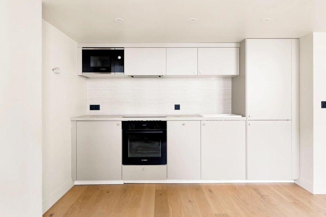 Apartment in Gros Caillou, Paris 7e Arrondissement, Paris 5 - 18207205