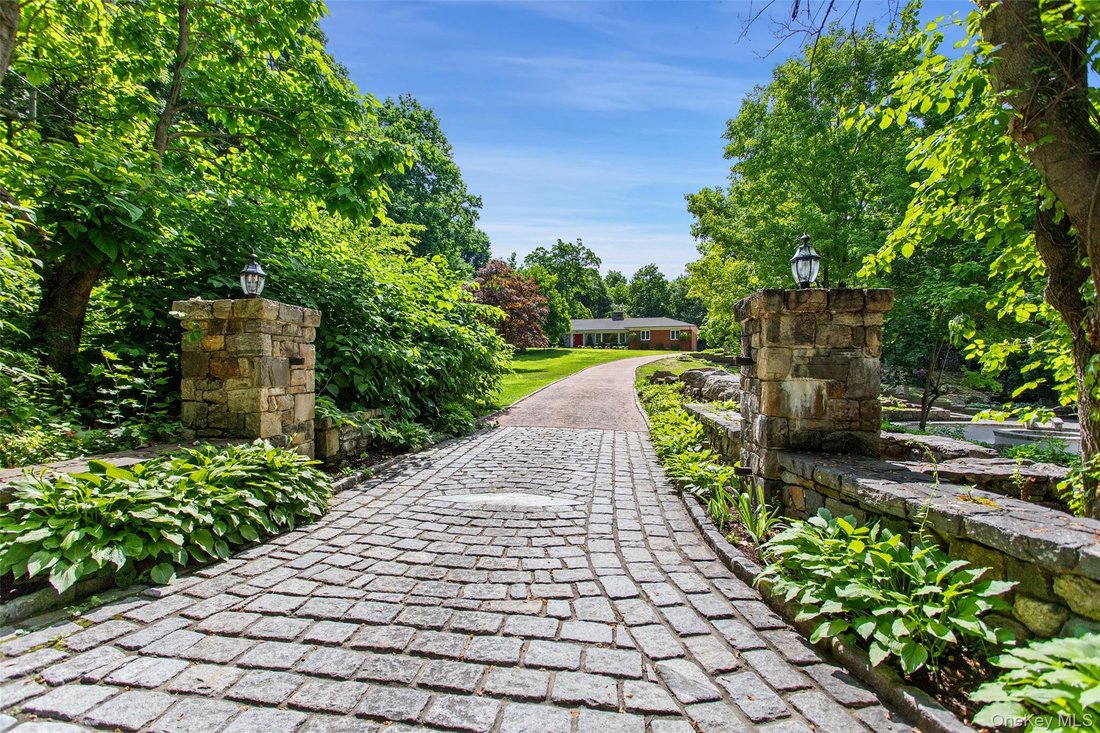 House in Mount Kisco, New York, United States 1 - 18207373