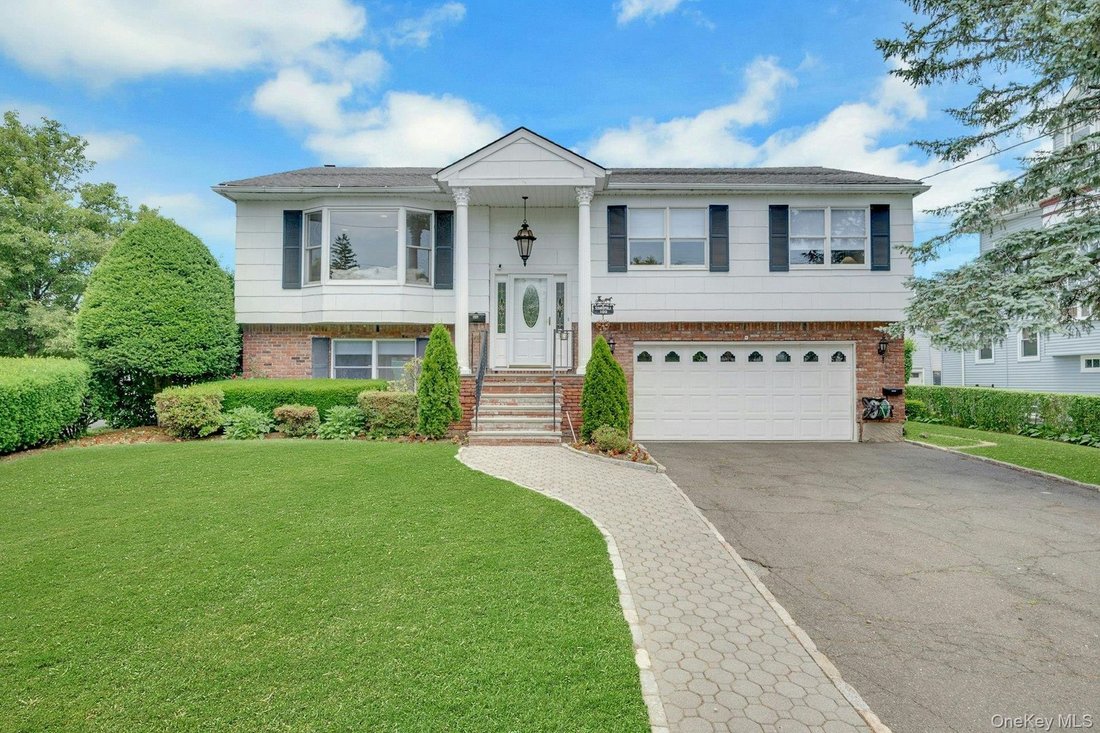 House in New Rochelle, New York, United States 1 - 18160391