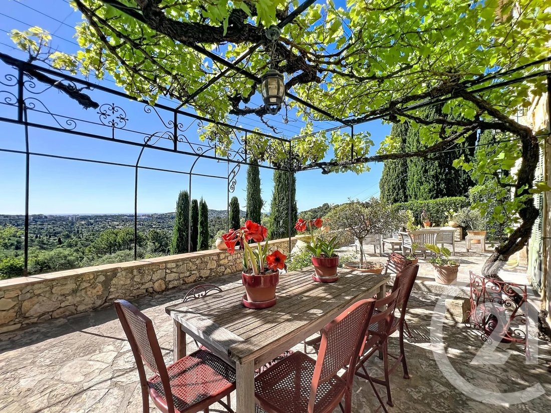 House in Mougins, Provence-Alpes-Côte d'Azur, France 3 - 17537223