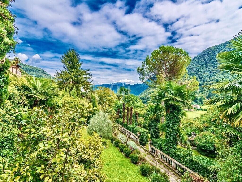 Villa in Dizzasco, Lombardy, Italy 2 - 18207993