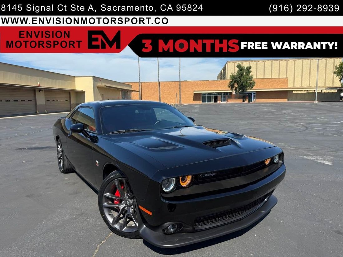Coupe in Sacramento, CA, United States 1 - 18209042