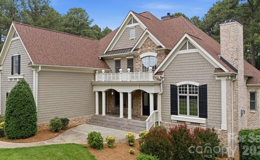 House in Lake Norman of Catawba, North Carolina, United States 1