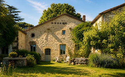 Villa in Saint-Émilion, Nouvelle-Aquitaine, France 1