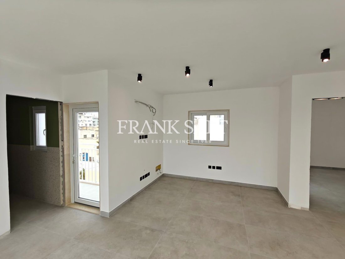 Penthouse in Saint Paul's Bay, Malta 4 - 18207296